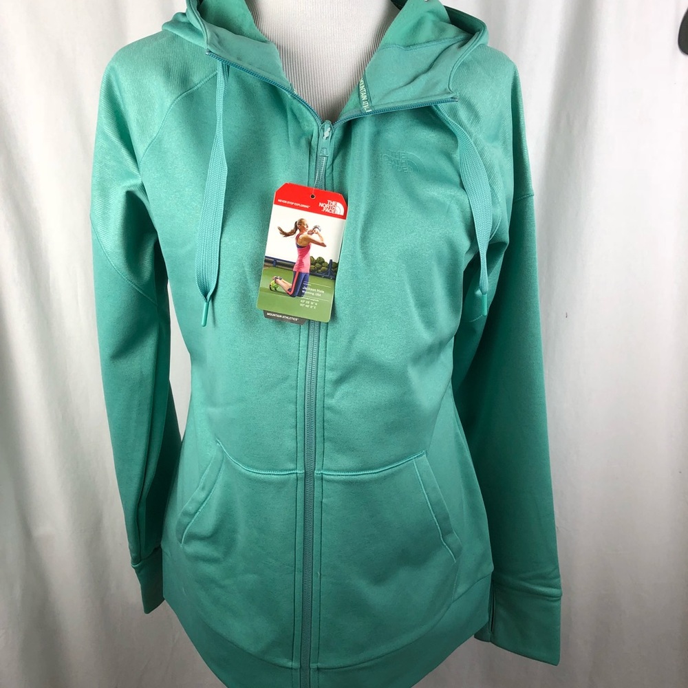 The North face supreme hoodie brand new with tag